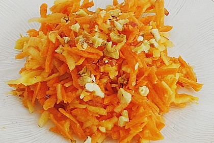 Möhren - Apfel - Salat mit Orangendressing und Walnüsse 9