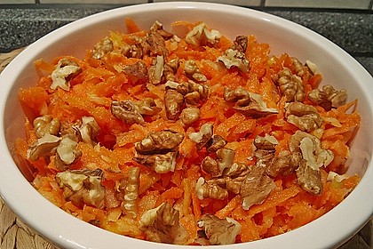 Möhren - Apfel - Salat mit Orangendressing und Walnüsse 3