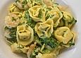 Tortellini mit Scampi und Spinat
