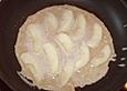 Apfelpfannkuchen mit Zimt