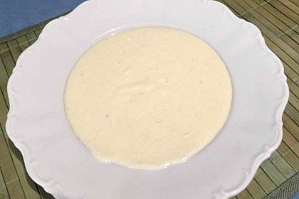 Grießbrei mit Vanille