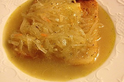 Zwiebelsuppe 32