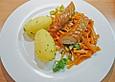 R&auml;ucherfisch auf Gem&uuml;se