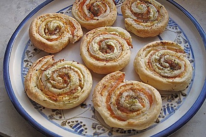 Bl&auml;tterteig - Lachs - Schnecken 10