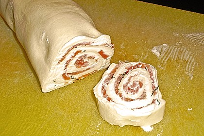 Bl&auml;tterteig - Lachs - Schnecken 36