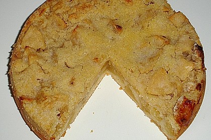 Apfelkuchen mit Rührteig und Streuseln 3