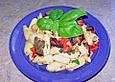 Italienischer Rucola - Champignon - Nudelsalat mit Pinienkernen