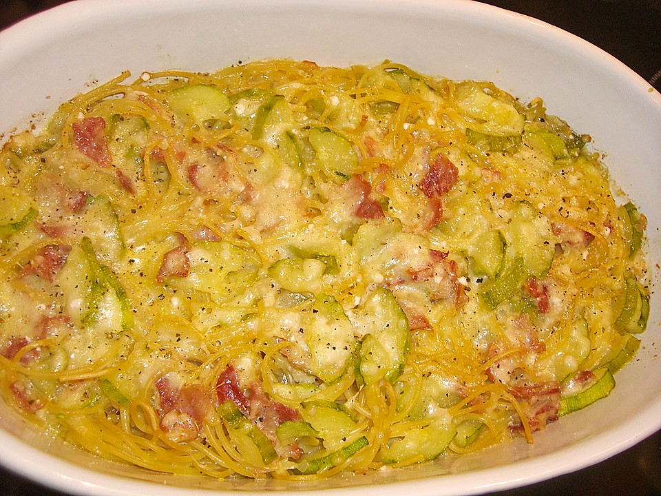 Spaghetti - Zucchini - Auflauf (Rezept mit Bild) von Kassiopaia84 ...