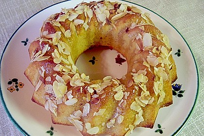 Buttermilchkuchen mit Karamellsauce 1