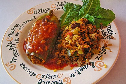Gef&uuml;llte Paprika mit Joghurtsauce 4