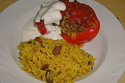 Gef&uuml;llte Paprika mit Joghurtsauce 10