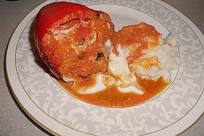 Gef&uuml;llte Paprika mit Joghurtsauce 13