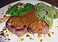 Kalbsfilet mit Honig - Mandel - Sauce  und Zuckerschoten