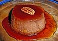 Schokoladenflan mit Karamell und Amaretti