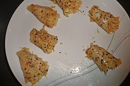 Ziegenk&auml;secreme in Parmesanhippen 3