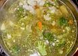 Frische Gem&uuml;sesuppe mit Mettenden