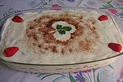 Vanillemousse - Tiramisu mit Beeren 3