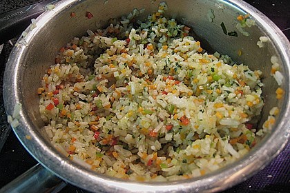 Skreitranche auf der Haut gebraten mit Schmortomaten  auf Ingwer - Gem&uuml;se - Reis 2