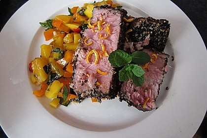Thunfischfilet in Zimt - Sesam - Kruste auf Chili - Mango - Salat 13