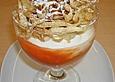 Tonka - Topfen - Mousse auf Blutorangenragout mit frittierten Karamell - Wan Tan