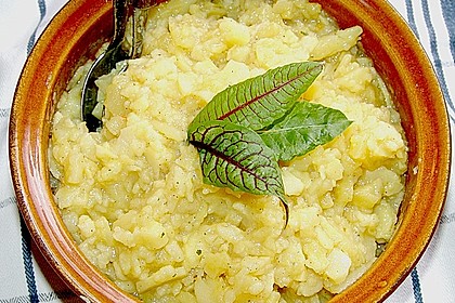 Schwäbischer Kartoffelsalat 65