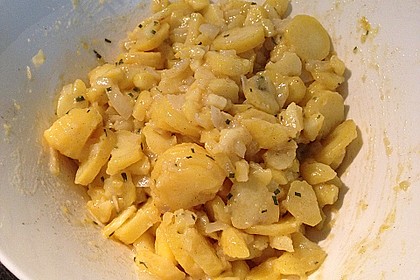 Schwäbischer Kartoffelsalat 25
