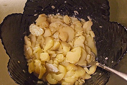 Schwäbischer Kartoffelsalat 81