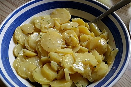 Schwäbischer Kartoffelsalat 12