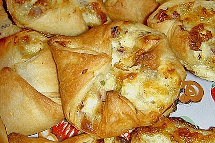 Tiropitakia 10