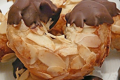 Mandelhörnchen 4