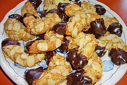 Mandelhörnchen 29