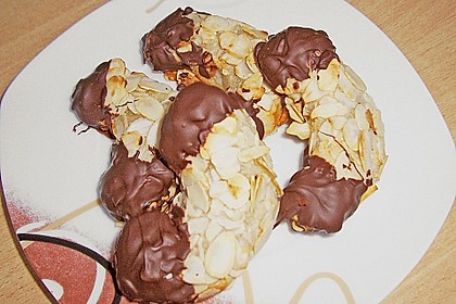 Mandelhörnchen 45