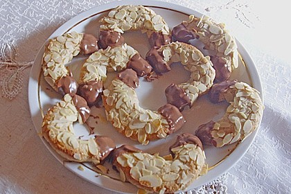 Mandelhörnchen 51