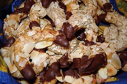 Mandelhörnchen 42