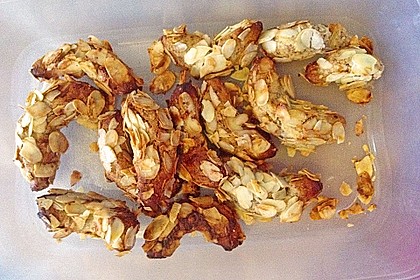 Mandelhörnchen 50