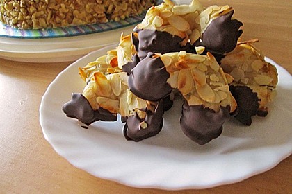 Mandelhörnchen 13