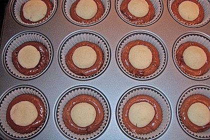 Schoko - Muffins mit Kokos - Herz 124