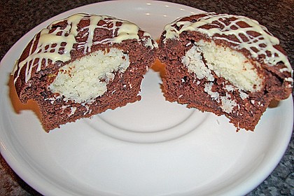 Schoko - Muffins mit Kokos - Herz 11