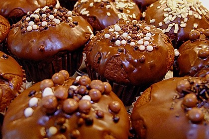 Schoko - Muffins mit Kokos - Herz 21