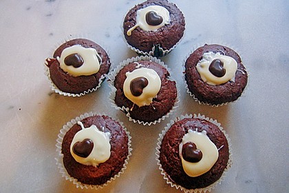 Schoko - Muffins mit Kokos - Herz 83