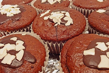 Schoko - Muffins mit Kokos - Herz 13