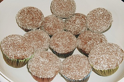 Schoko - Muffins mit Kokos - Herz 79