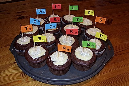 Schoko - Muffins mit Kokos - Herz 26