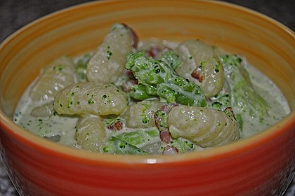 Gnocchi mit Brokkoli und Schinkenw&uuml;rfel 16