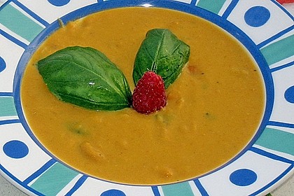 Hawaiianische Kokos - Ingwer - Karottensuppe
