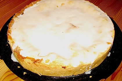 Gedeckter Apfelkuchen mit Guss 17
