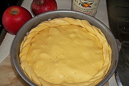 Gedeckter Apfelkuchen mit Guss 22