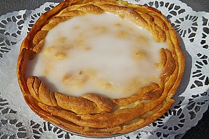 Gedeckter Apfelkuchen mit Guss 23