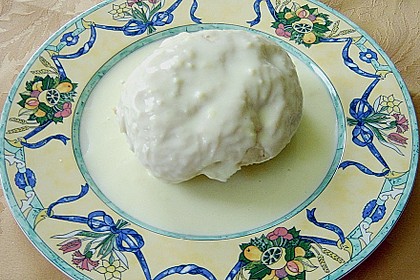 Hefeklöße, süß 10