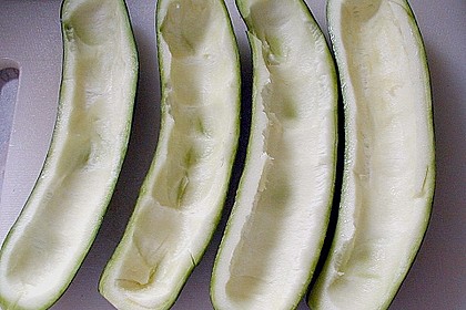 Gef&uuml;llte Zucchini mit Hackfleisch 3